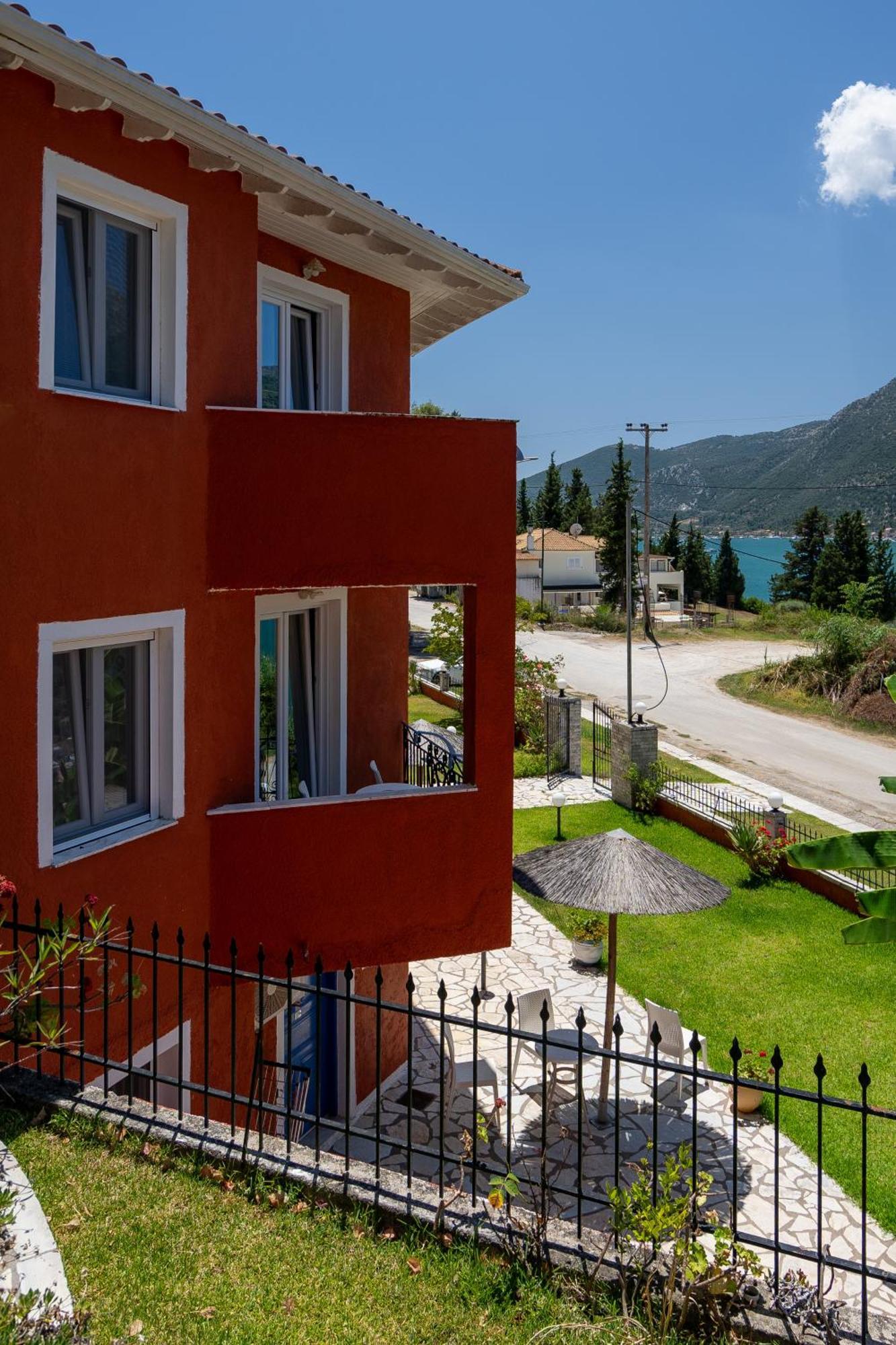 Vliho Bay Boutique Hotel Yénion Exterior foto